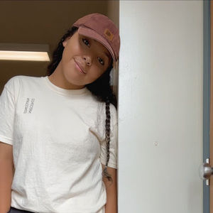 Meet your Posher, Shana